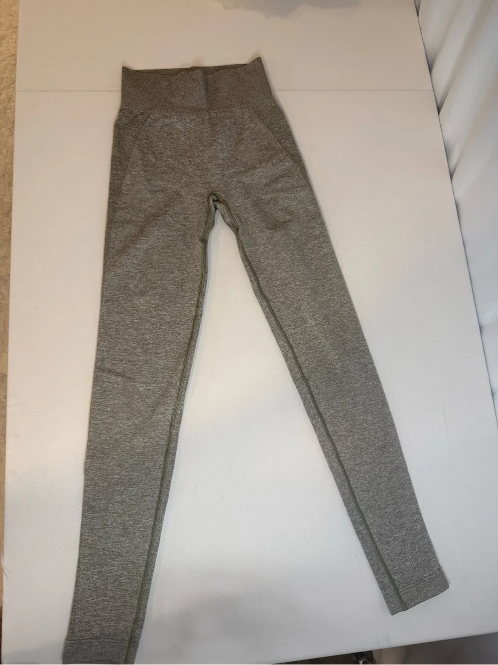 Gymshark Gray Marl Seamless High Waisted Leggings Women’s Size S 26” Inseam